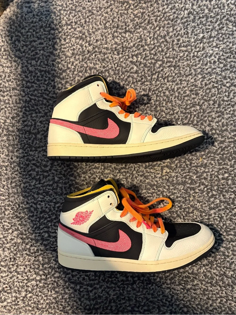 Nike Air Jordan’s Low SE “Fight Club” Size 14 Sneakers in like new condition!